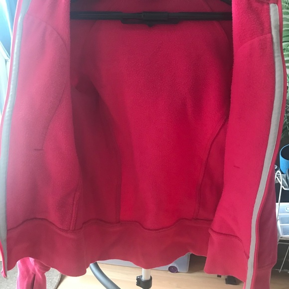Lululemon extra warm pink hoodie - Picture 4 of 10